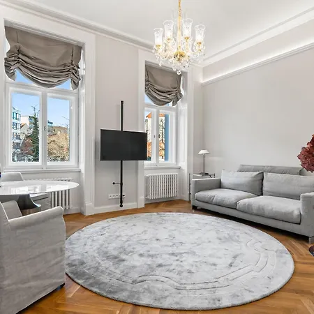 Vodickova Luxury Apartamento *