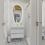 Vodickova Luxury Apartament
