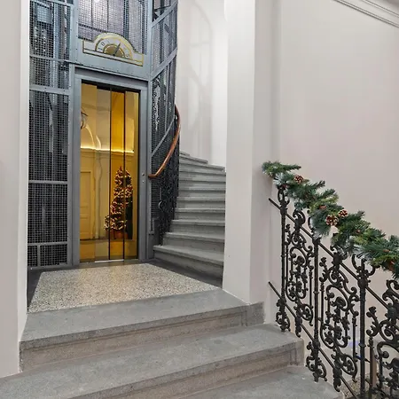 Apartment Vodickova Luxury Prague