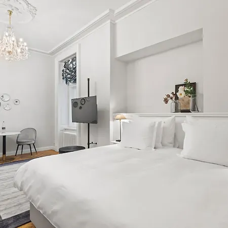 Vodickova Luxury Apartment